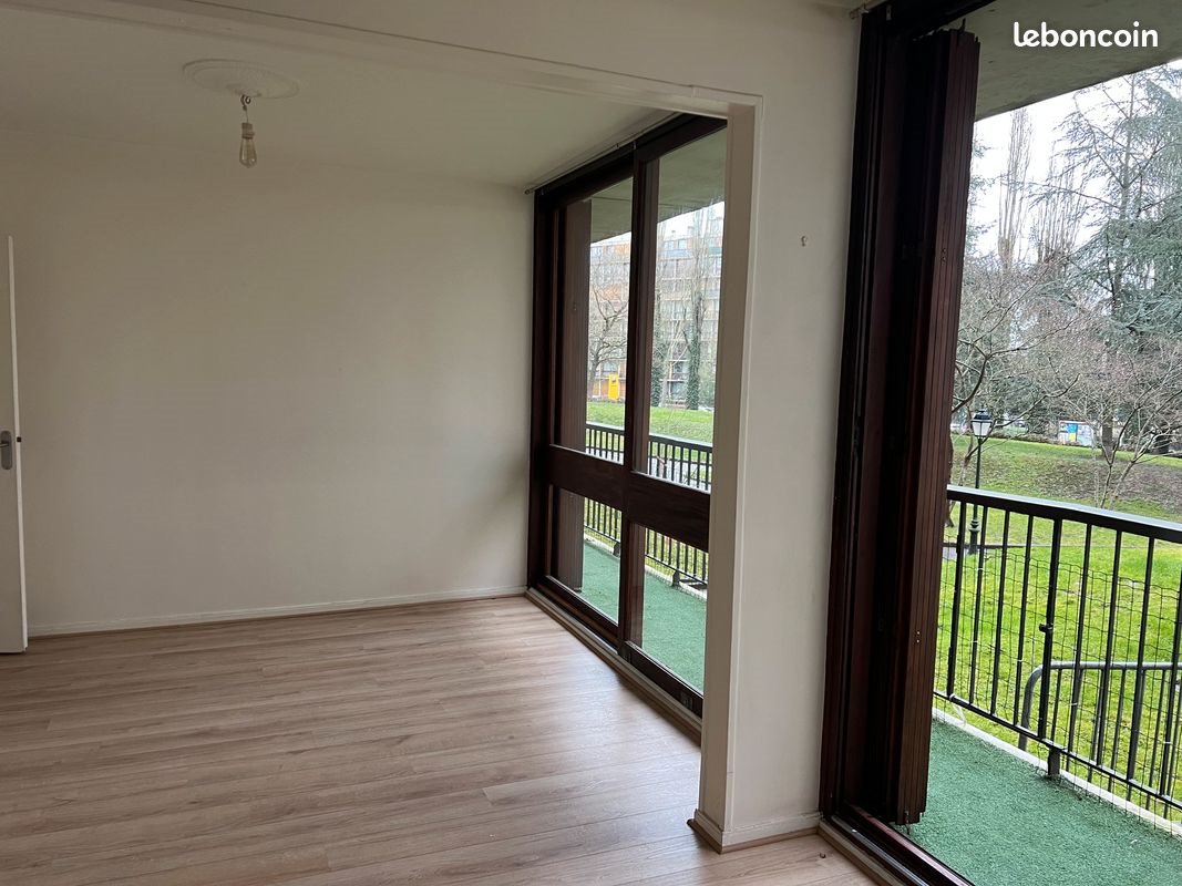 Appartement à louer, 84m², Fontenay-le-Fleury
