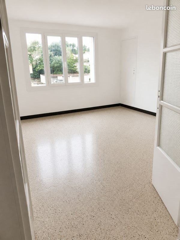 Appartement à louer, 63m², Aubagne