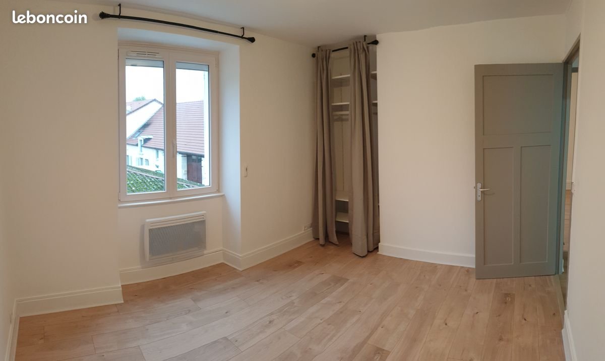 Appartement à louer, 59m², Bologne