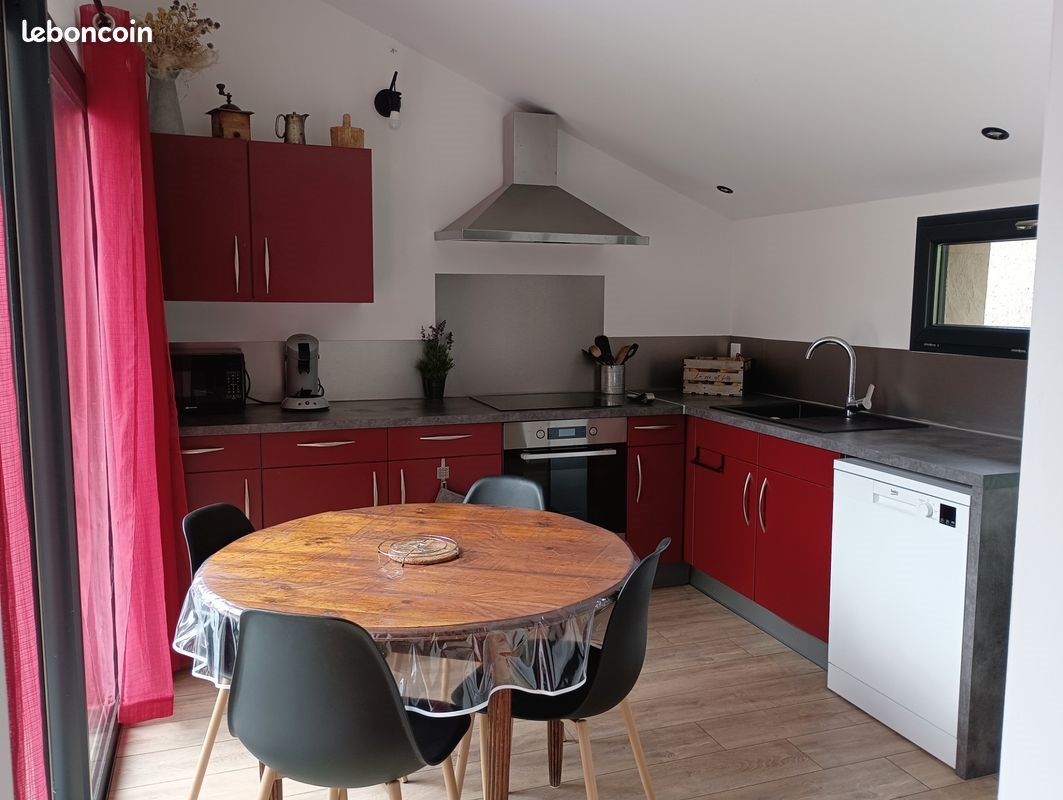 Maison à vendre, 108m², Saint-Sauveur-Camprieu