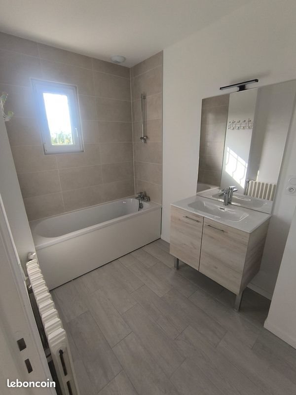 Maison à louer, 87m², Périgny