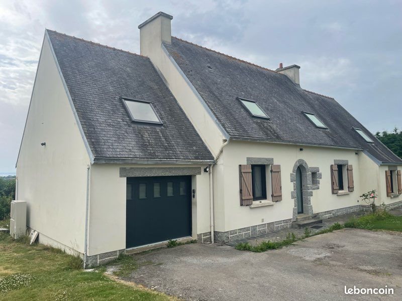 Maison à louer, 140m², Plomodiern