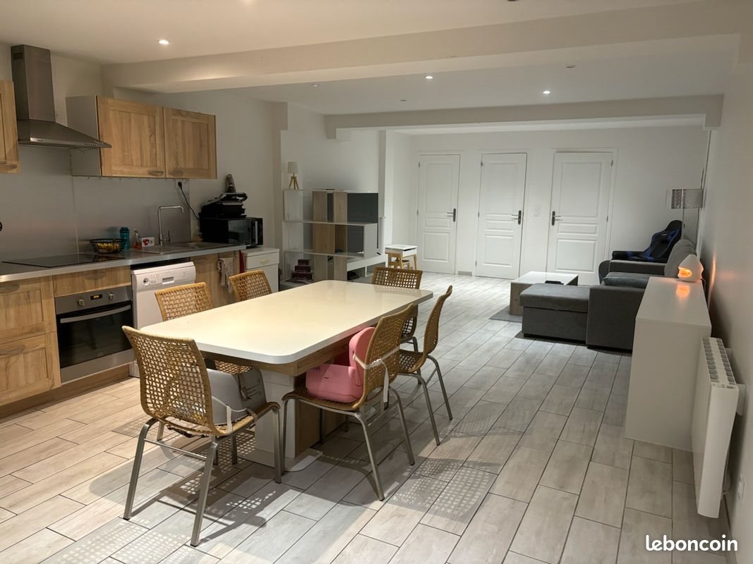 Appartement à louer, 80m², Moirans-en-Montagne