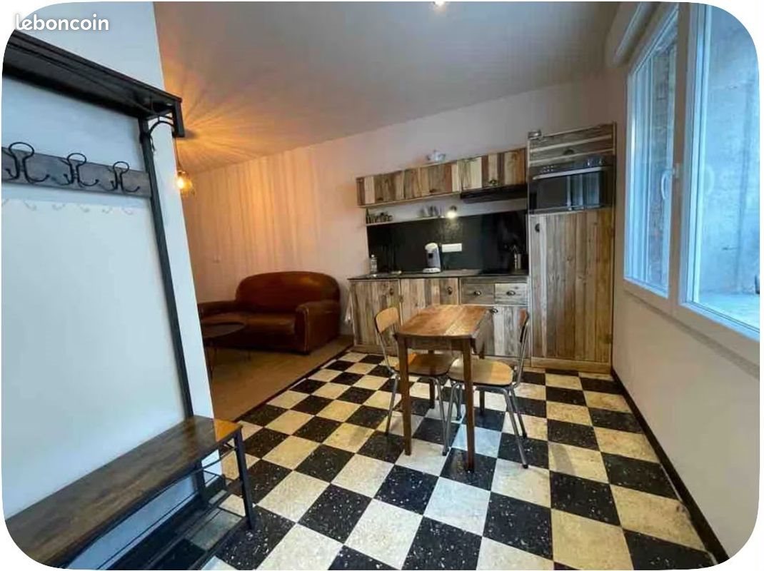 Appartement à louer, 24m², Sète