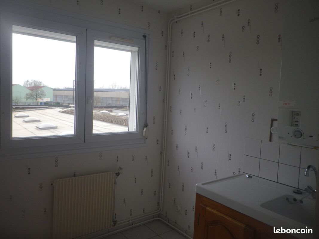 Appartement à louer, 45m², Charleville-Mézières