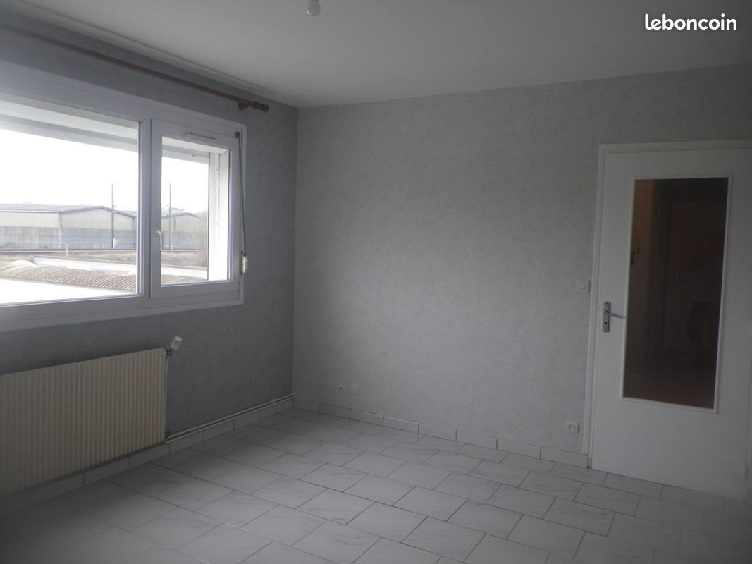 Appartement à louer, 45m², Charleville-Mézières