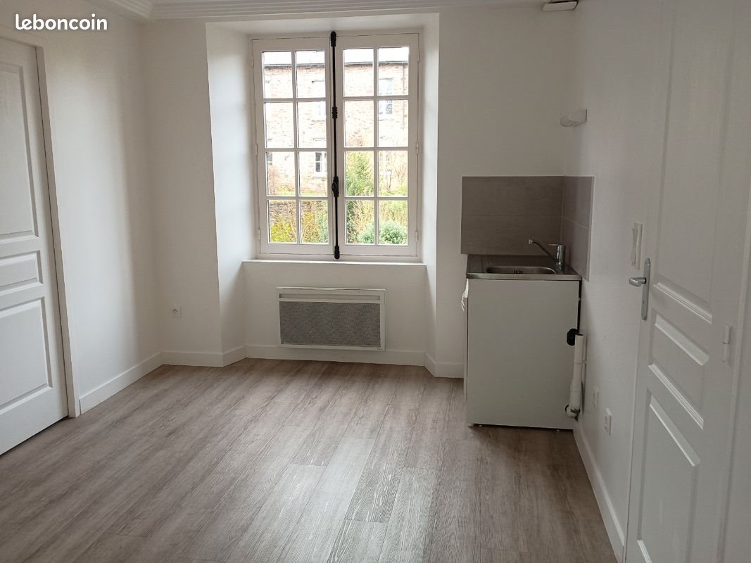 Appartement à louer, 50m², Saint-Georges-Buttavent