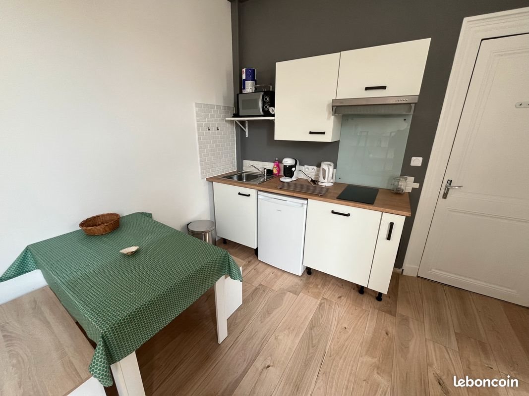Appartement à louer, 40m², Rochefort