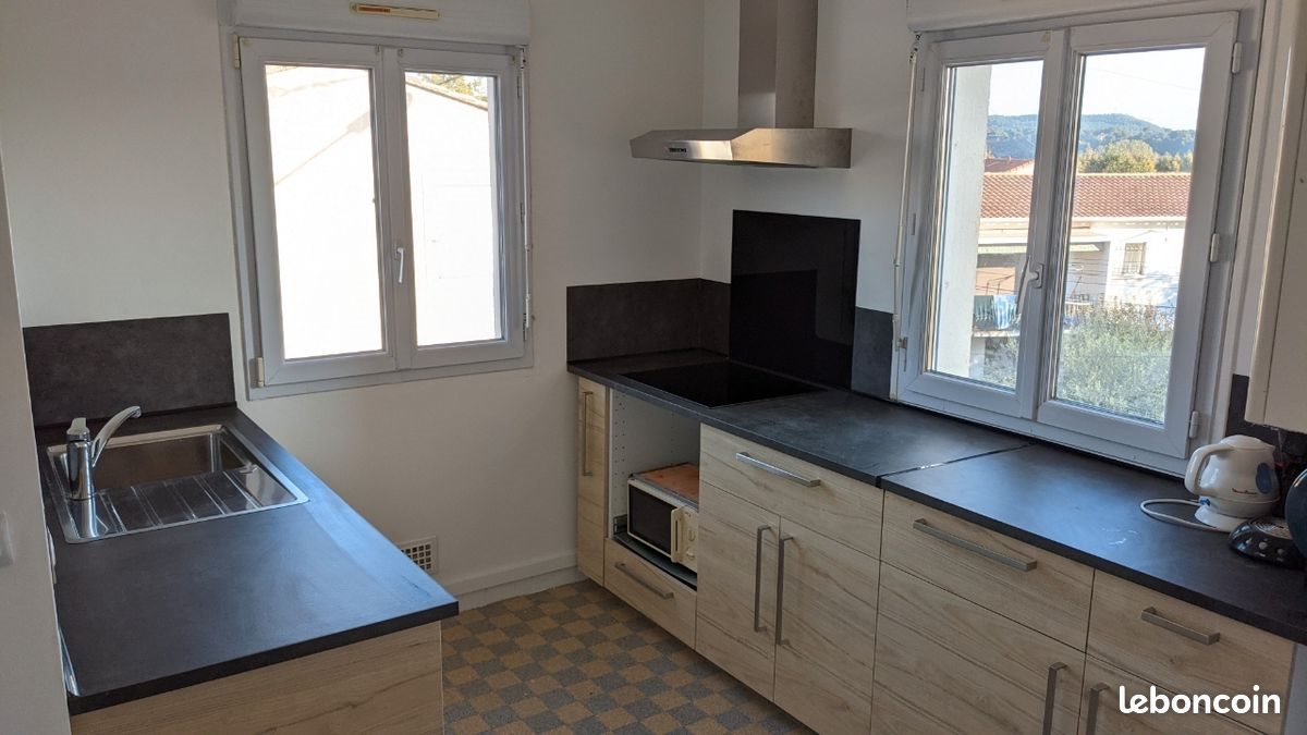 Appartement à louer, 54m², Istres