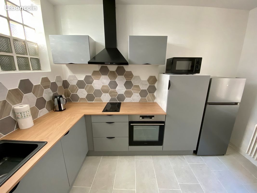 Appartement à louer, 40m², Aurillac