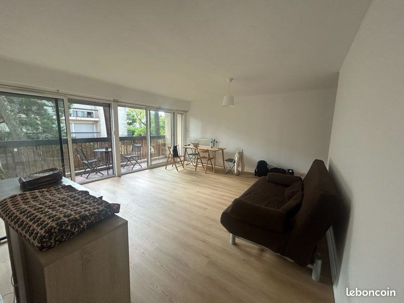 Appartement à louer, 65m², Talence