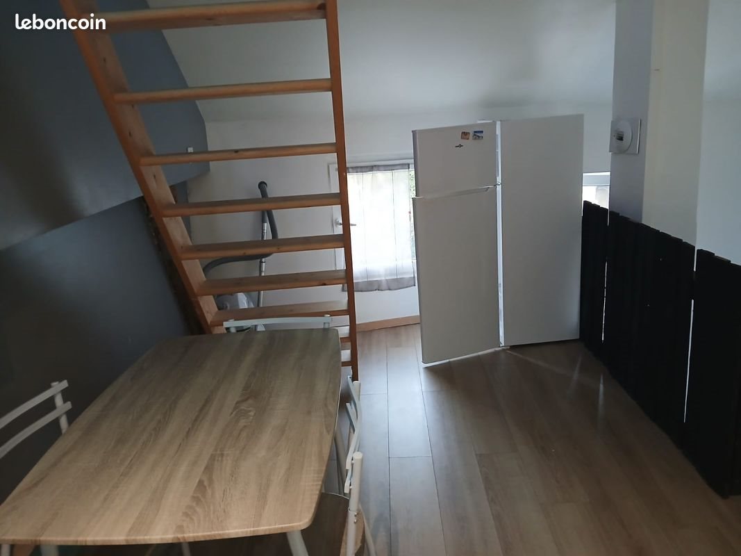 Appartement à louer, 45m², Louvres
