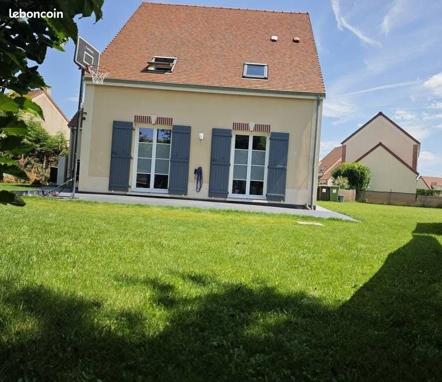 Maison à louer, 112m², Saint-Crépin-Ibouvillers