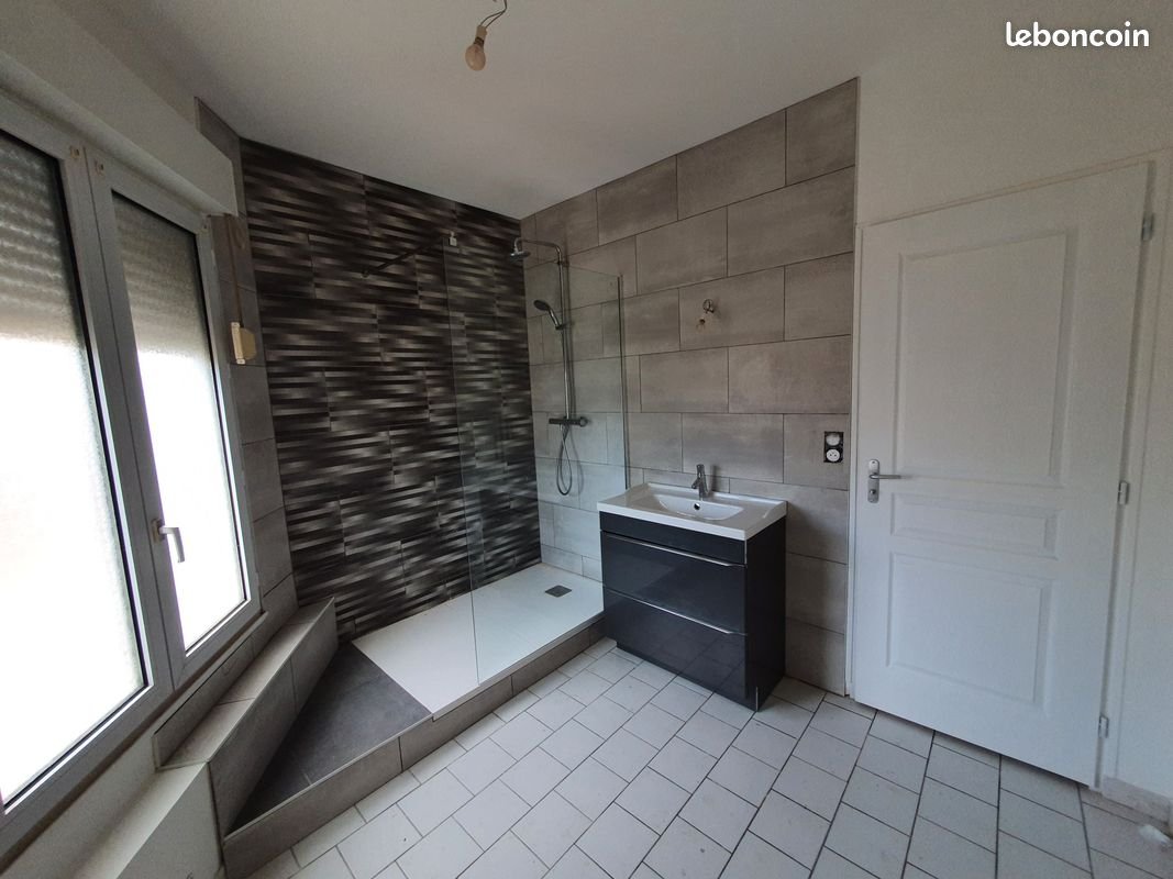 Appartement à louer, 70m², Saint-Quentin