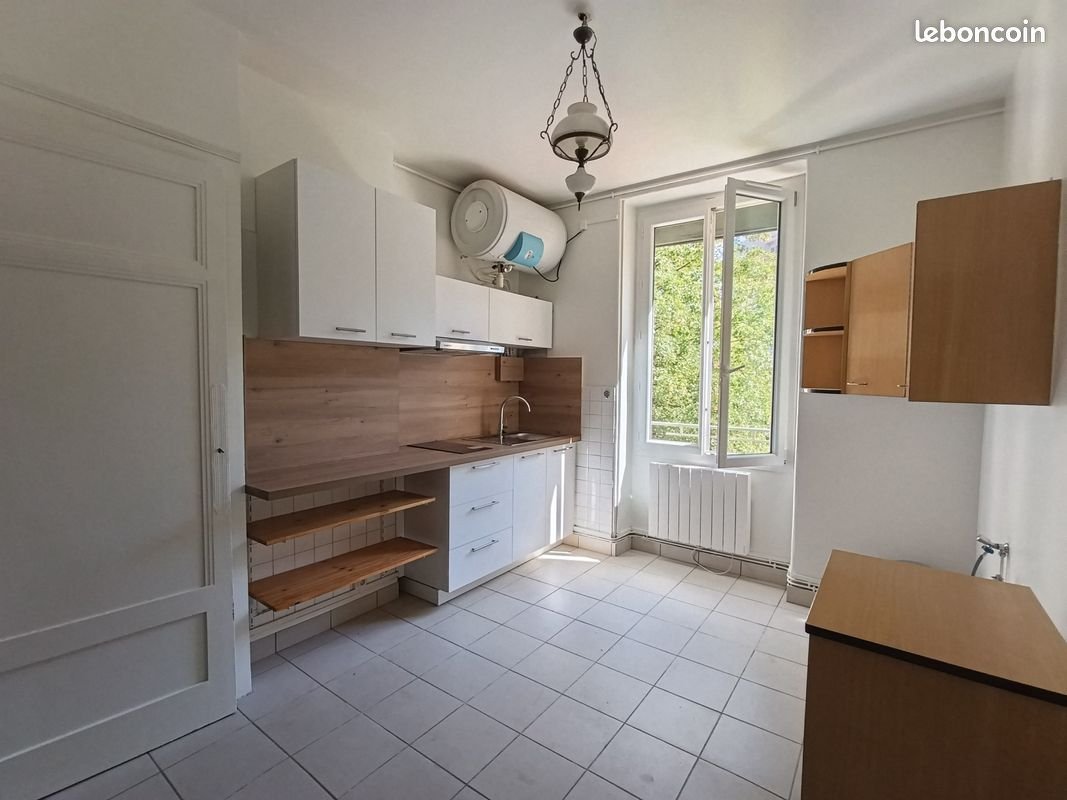 Appartement à louer, 47m², Villeurbanne