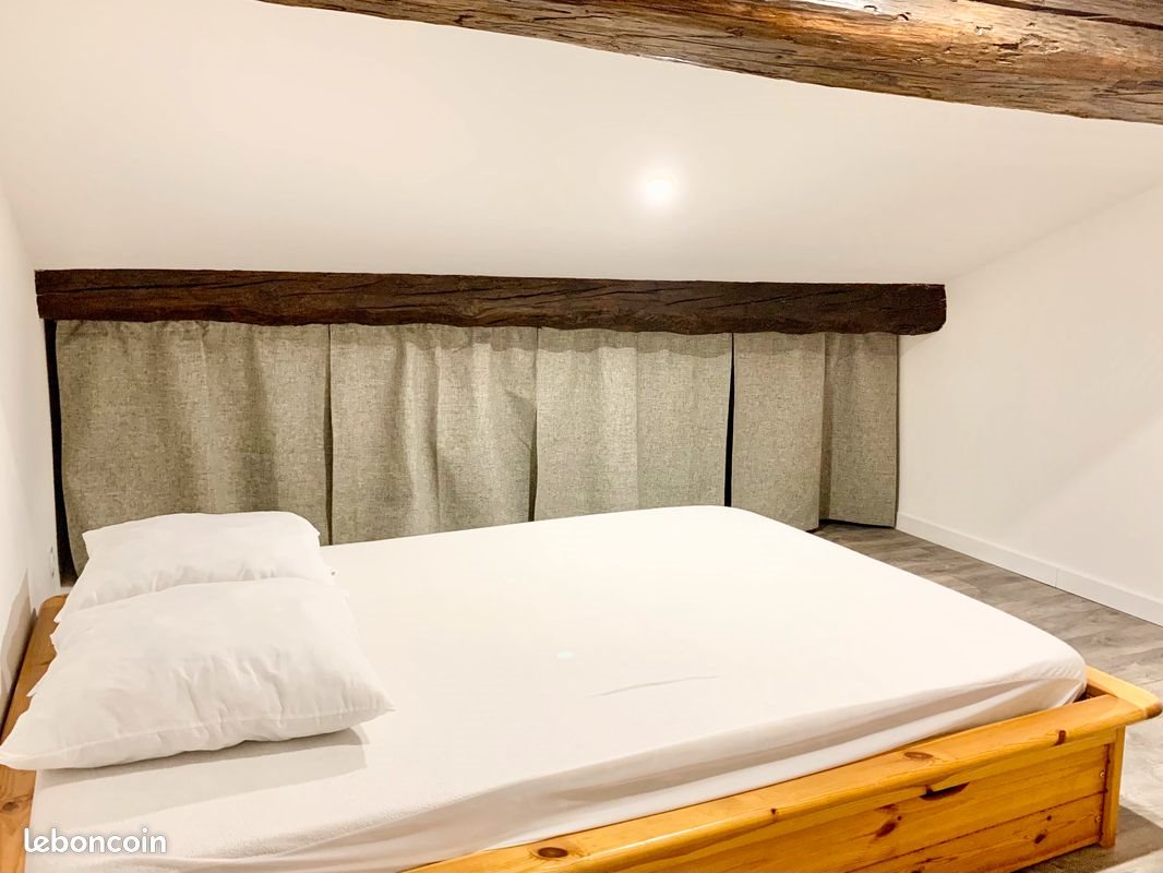 Appartement à louer, 25m², Nîmes