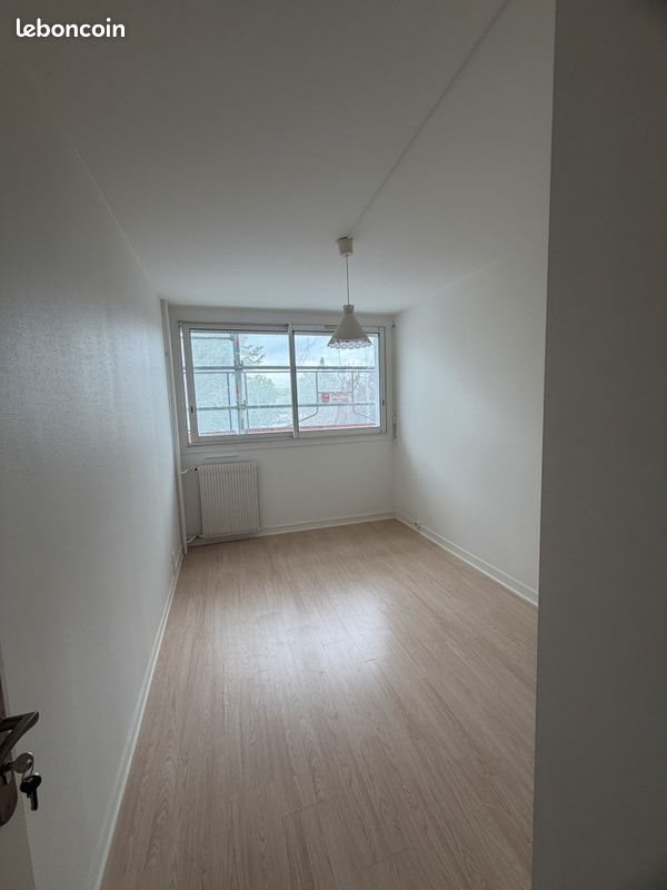 Appartement à vendre, 72m², Cergy