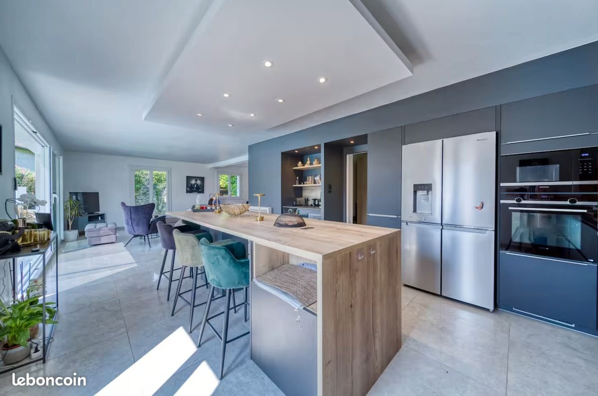 Maison à vendre, 210m², Saint-Ismier