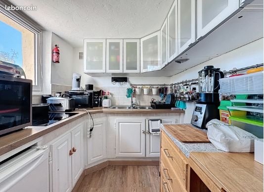 Appartement à louer, 220m², Grimaud