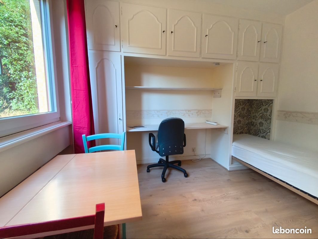 Appartement à louer, 16m², Saint-Etienne
