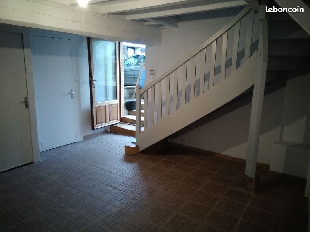Maison à louer, 73m², Romanèche-Thorins