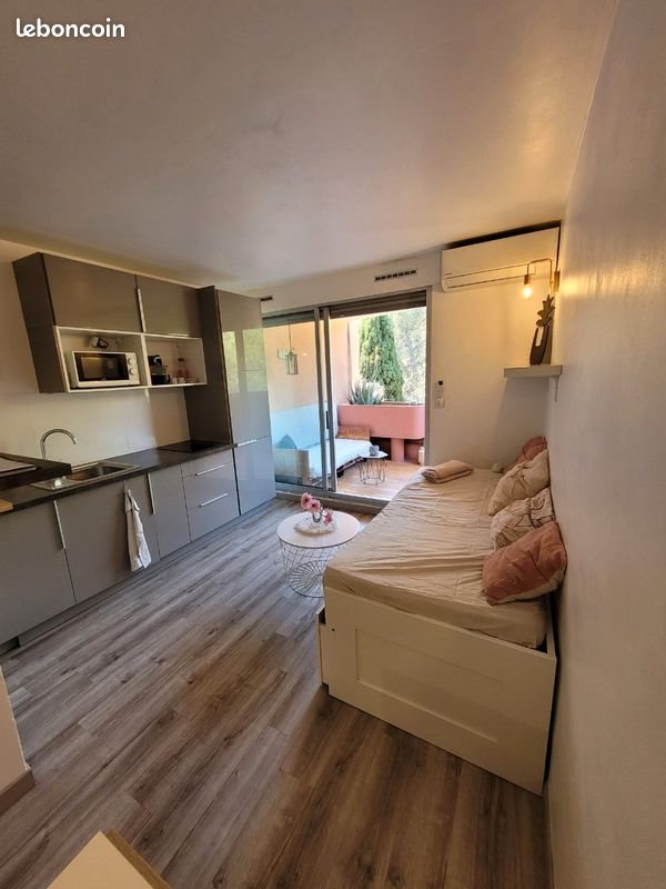 Appartement à louer, 25m², La Seyne-sur-Mer