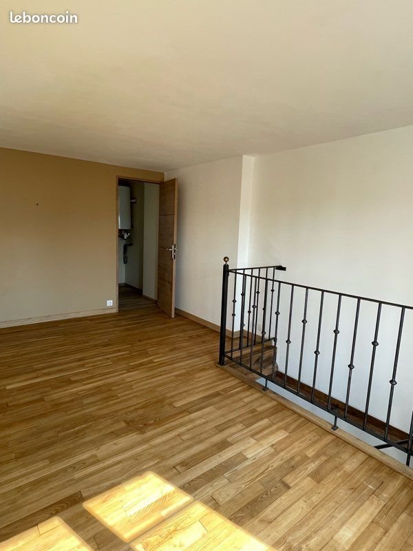 Maison à louer, 42m², Bou