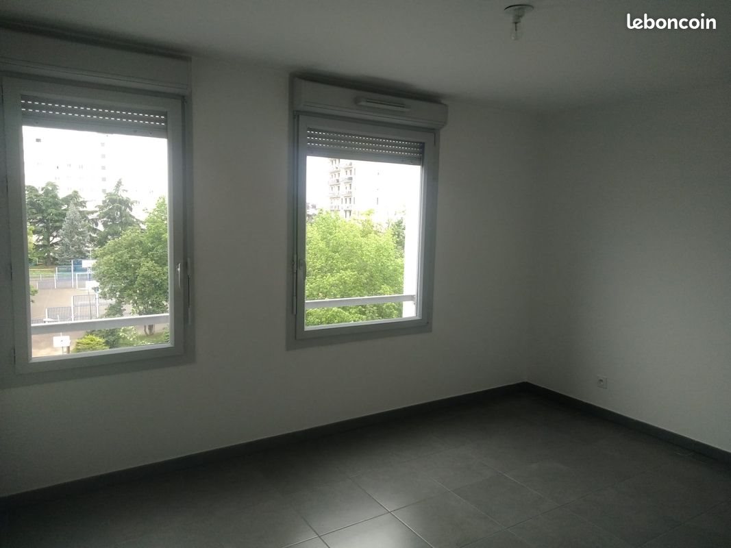 Appartement à louer, 71m², Saint-Priest