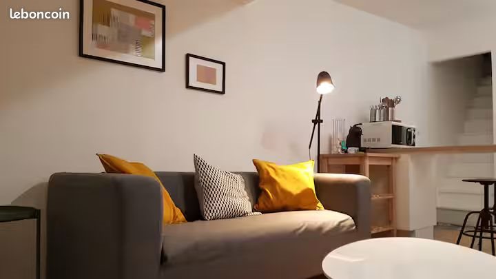 Appartement à louer, 31m², Nîmes