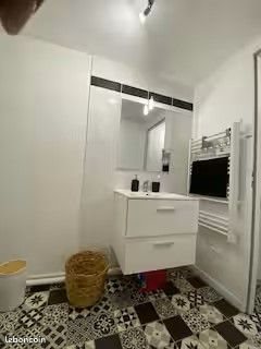 Appartement à louer, 31m², Nîmes