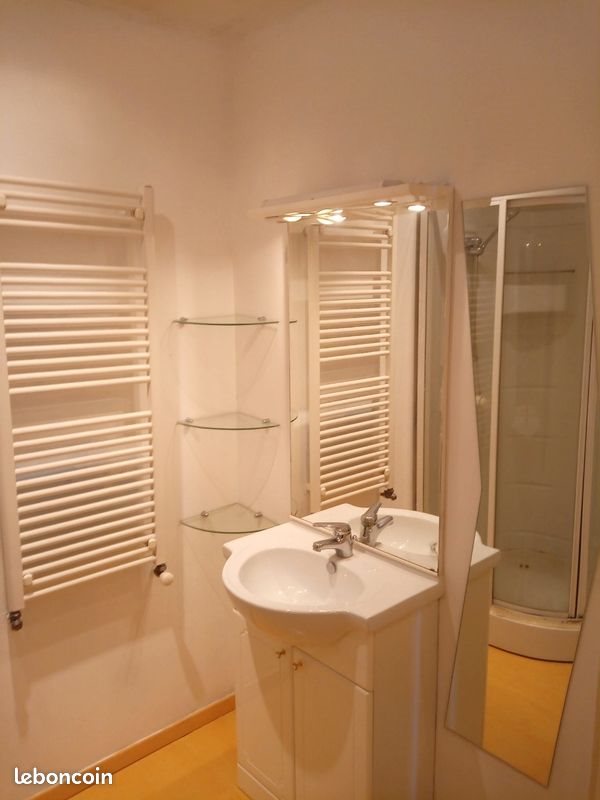 Appartement à louer, 70m², Chirens
