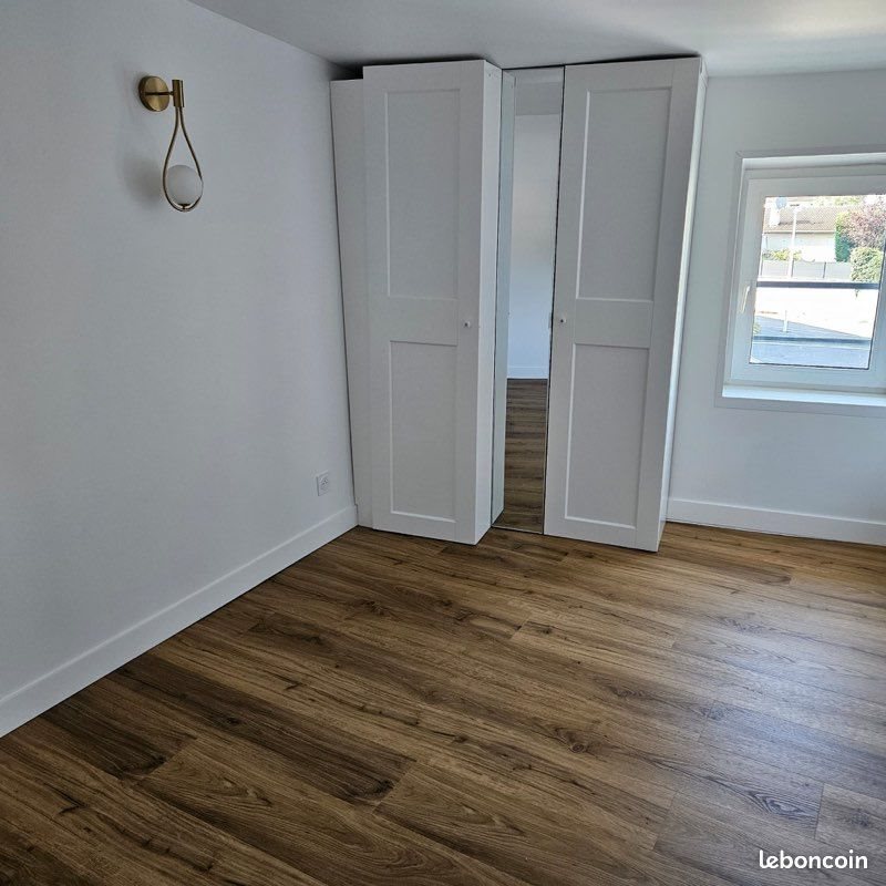 Appartement à louer, 47m², Pont-du-Château