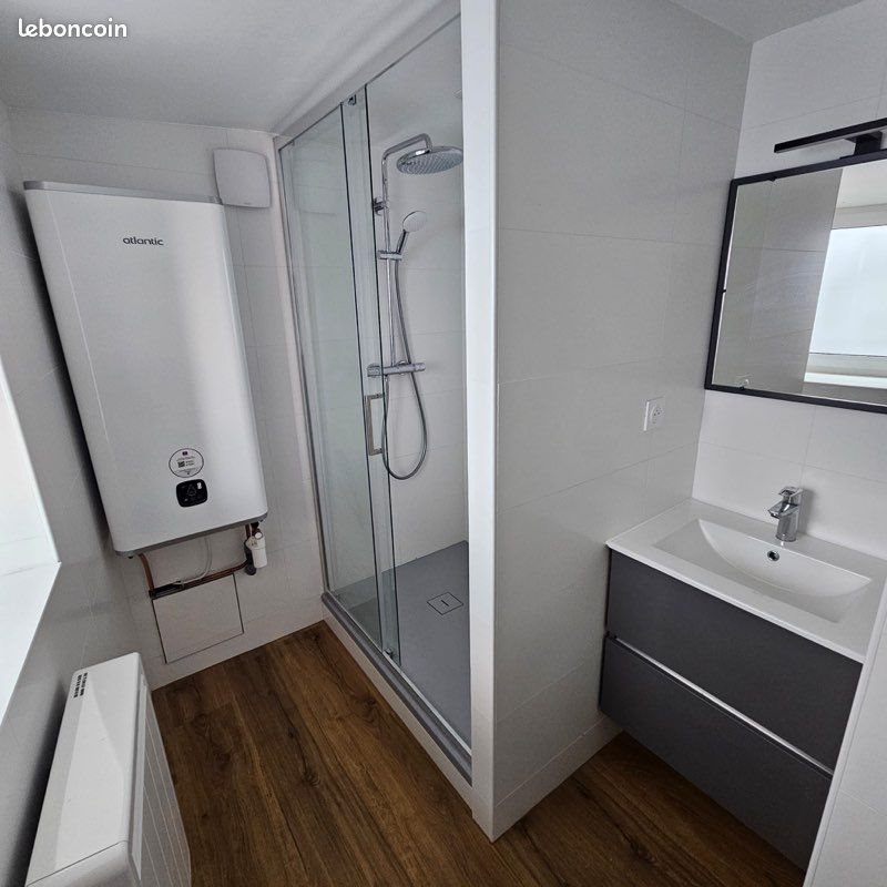 Appartement à louer, 47m², Pont-du-Château