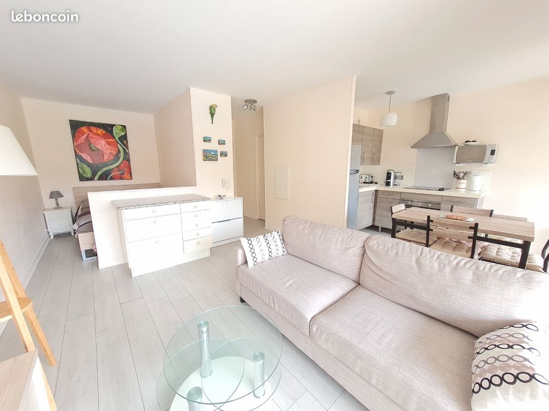 Appartement à louer, 33m², Mandelieu-la-Napoule