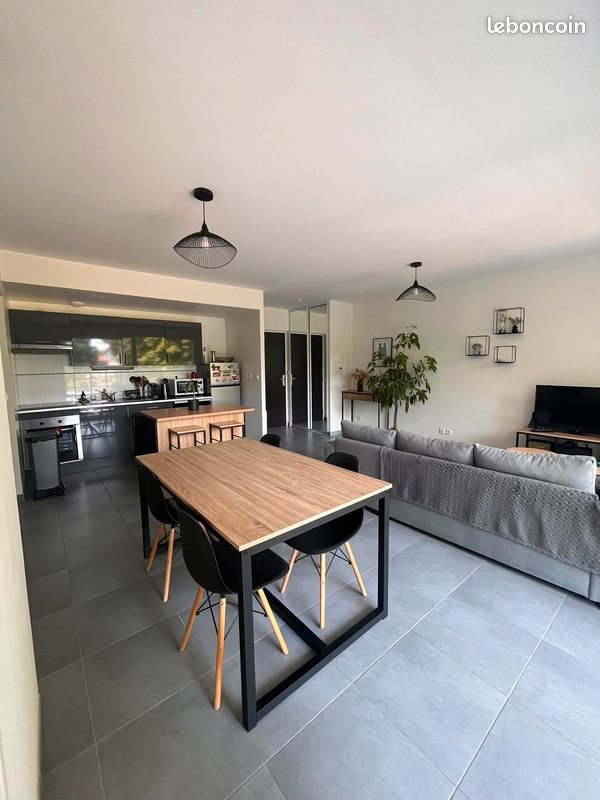 Appartement à louer, 61m², Reims
