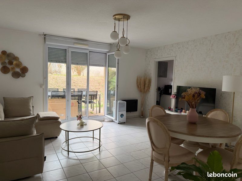 Appartement à louer, 66m², Moulins