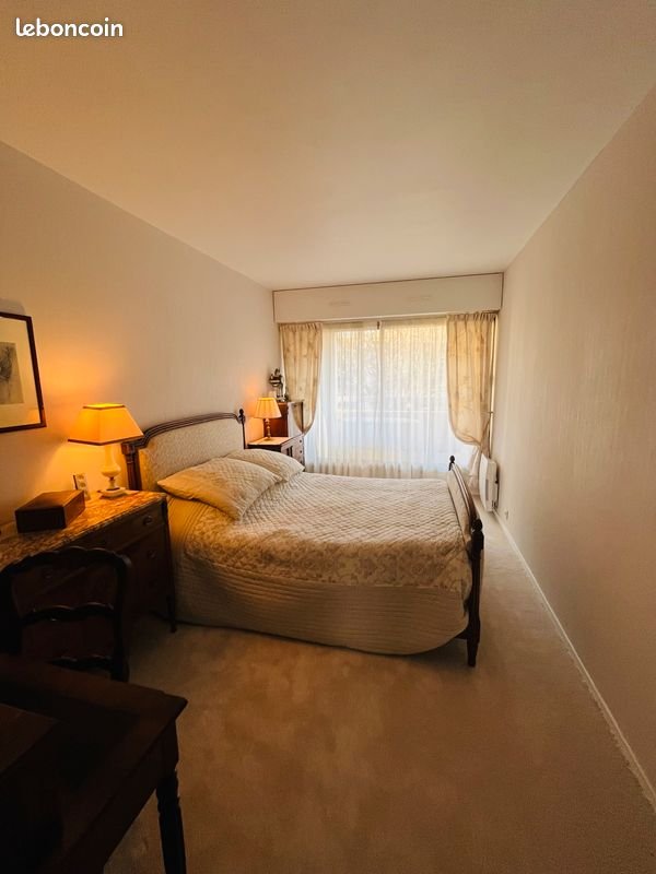 Appartement à louer, 65m², Issy-les-Moulineaux