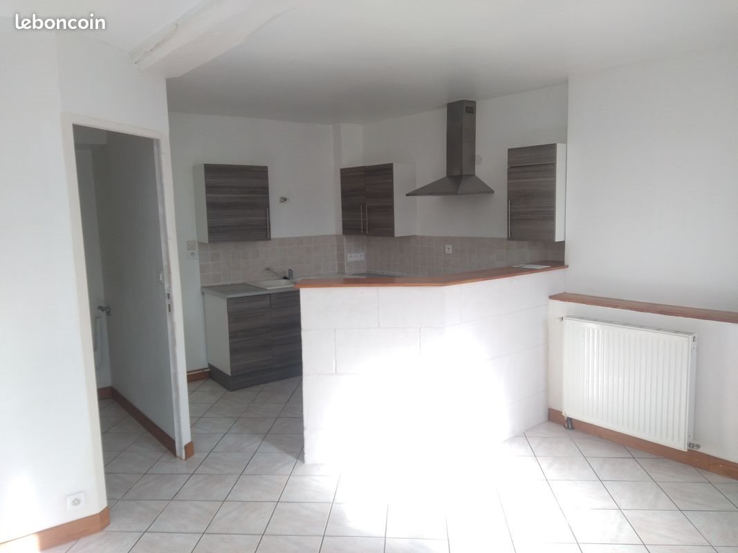 Appartement à louer, 64m², Saint-Jean-d'Angély