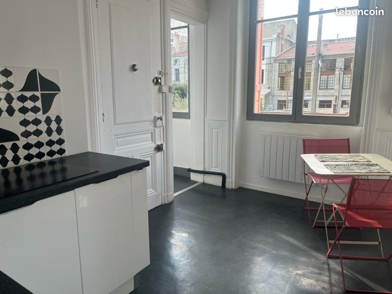 Appartement à louer, 45m², Saint-Étienne
