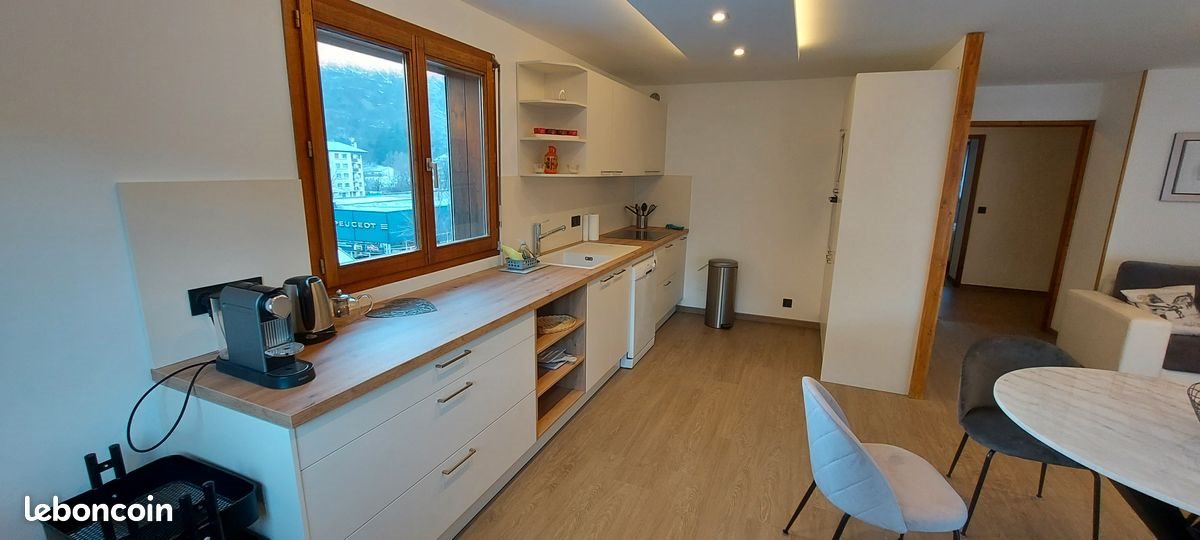 Appartement à louer, 72m², Moûtiers