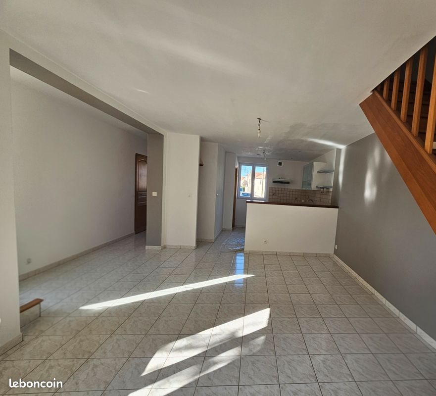 Appartement à louer, 56m², Vert-Saint-Denis