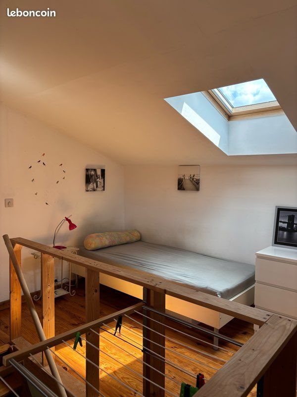 Appartement à louer, 25m², Pessac
