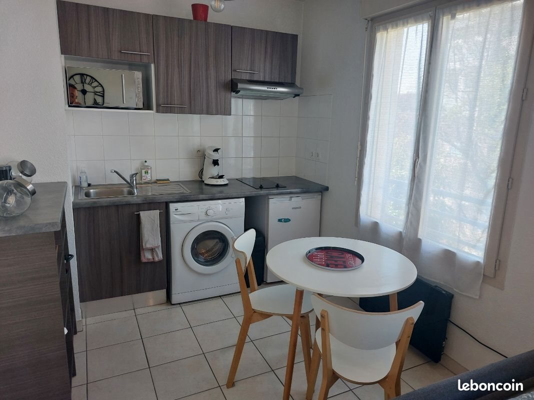 Appartement à louer, 27m², Antibes