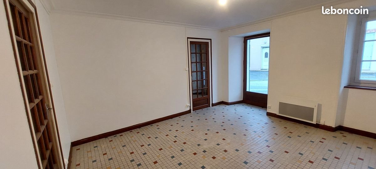 Maison à louer, 60m², Montournais