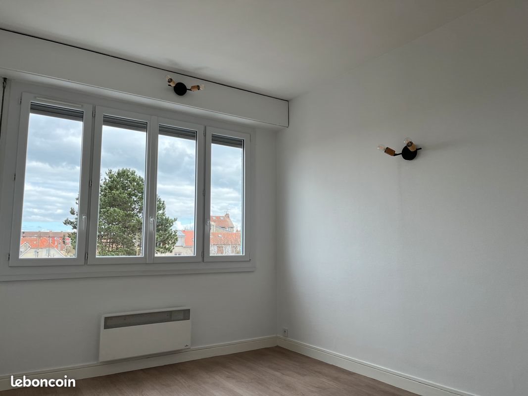 Appartement à louer, 17m², Reims