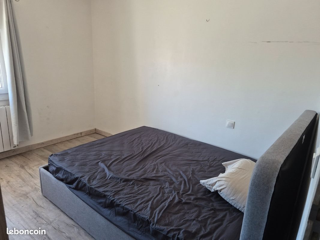 Maison à louer, 84m², Rognac