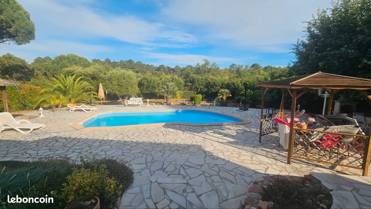 Maison à vendre, 120m², Roquebrune-sur-Argens