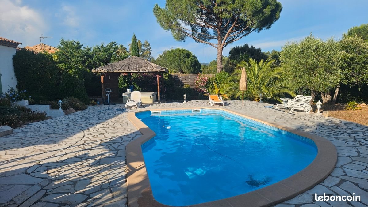 Maison à vendre, 120m², Roquebrune-sur-Argens