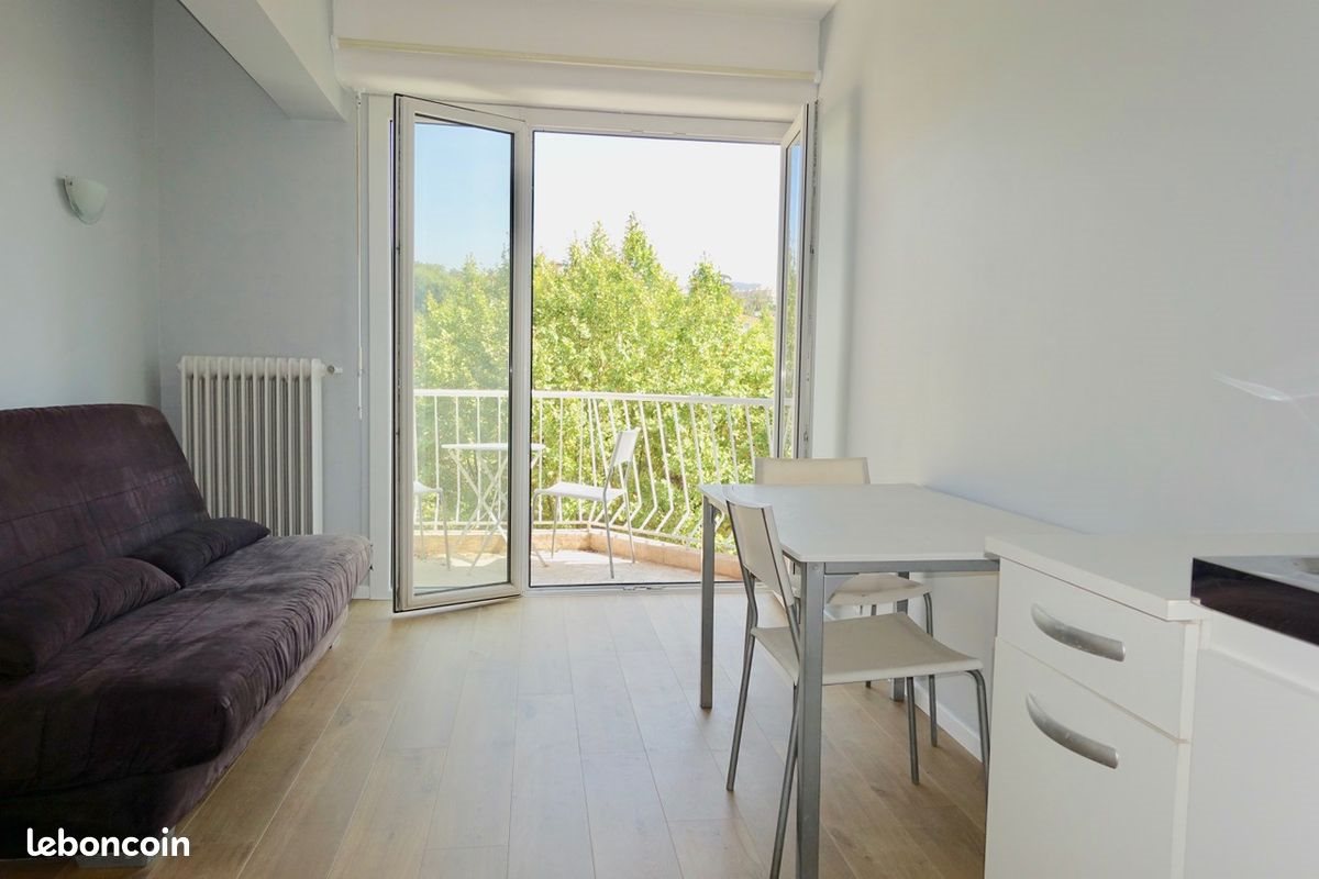 Appartement à louer, 18m², Nice