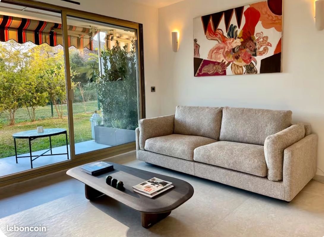 Appartement à louer, 34m², Antibes